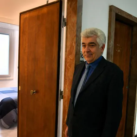 Piazza Della Vittoria *