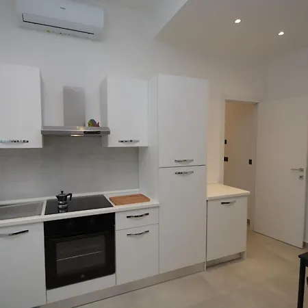 Piazza Della Vittoria *