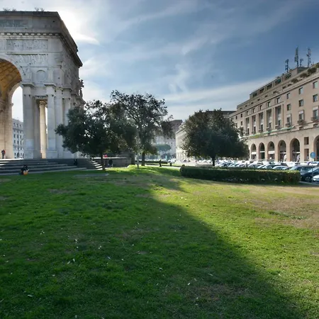 Piazza Della Vittoria 公寓