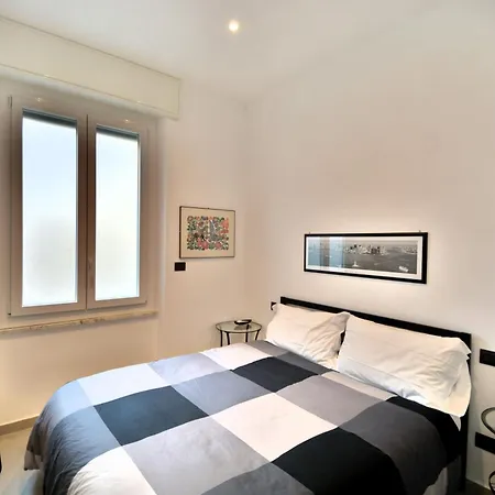 Piazza Della Vittoria