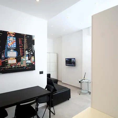 Piazza Della Vittoria *